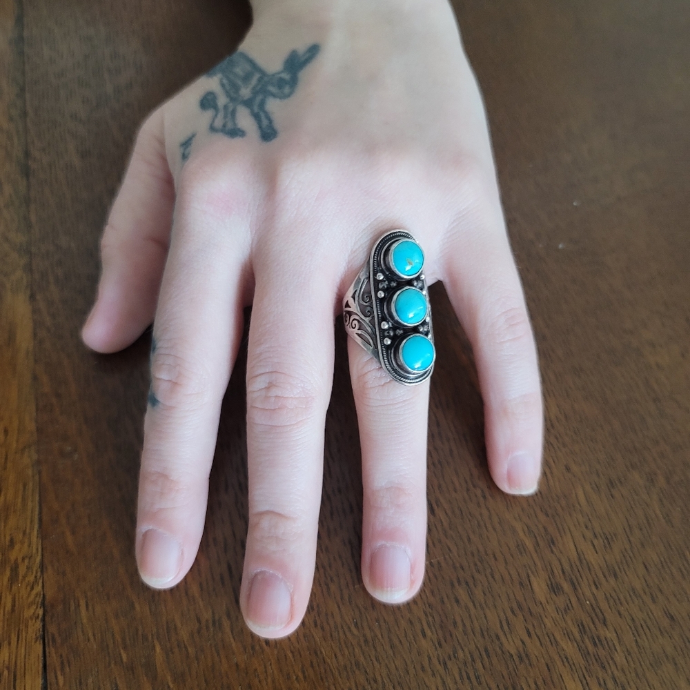 Silver Triple Turquoise ring - Picture 5 of 16